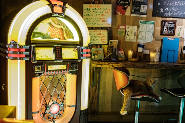 jukebox in a bar